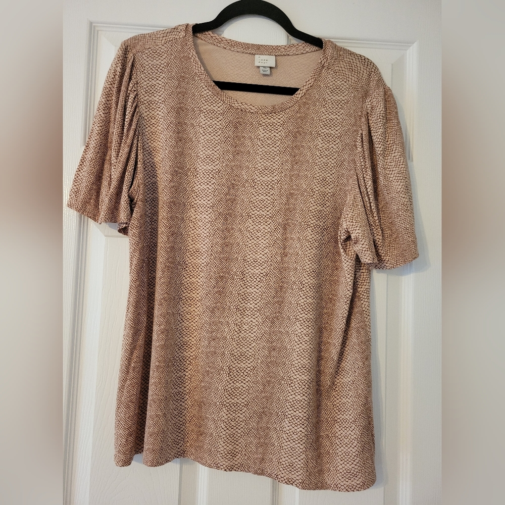 Womens Pink Short Sleeve Tee Size XL